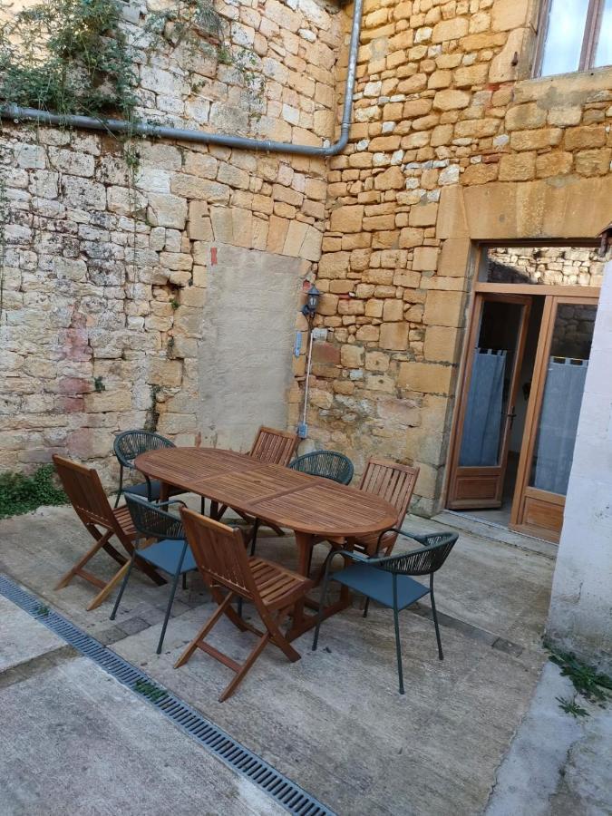 Maison De Caractere Au Coeur De La Cite Medievale De Gourdon Екстер'єр фото